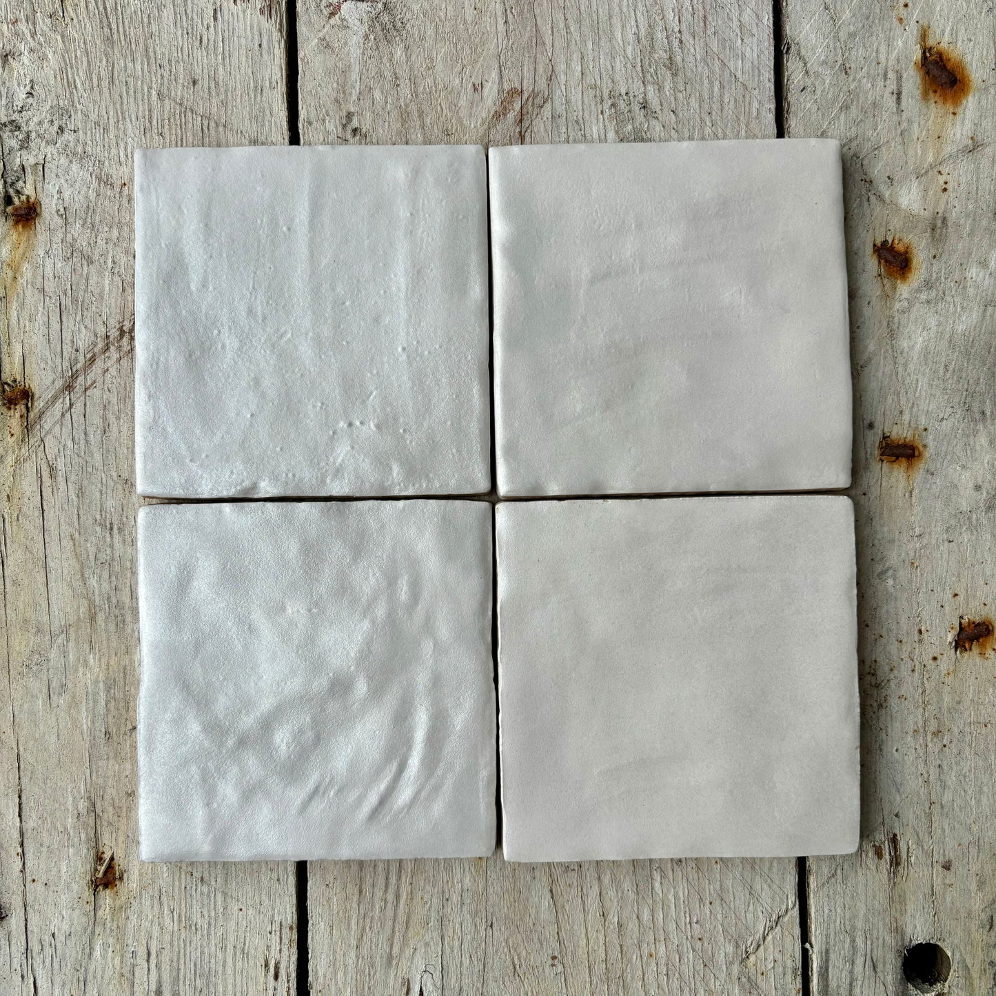 Manhattan White