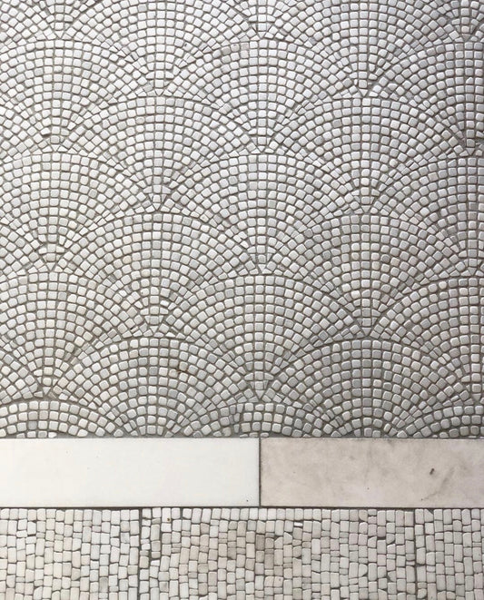 Mini White Tumbled Fan Mosaic
