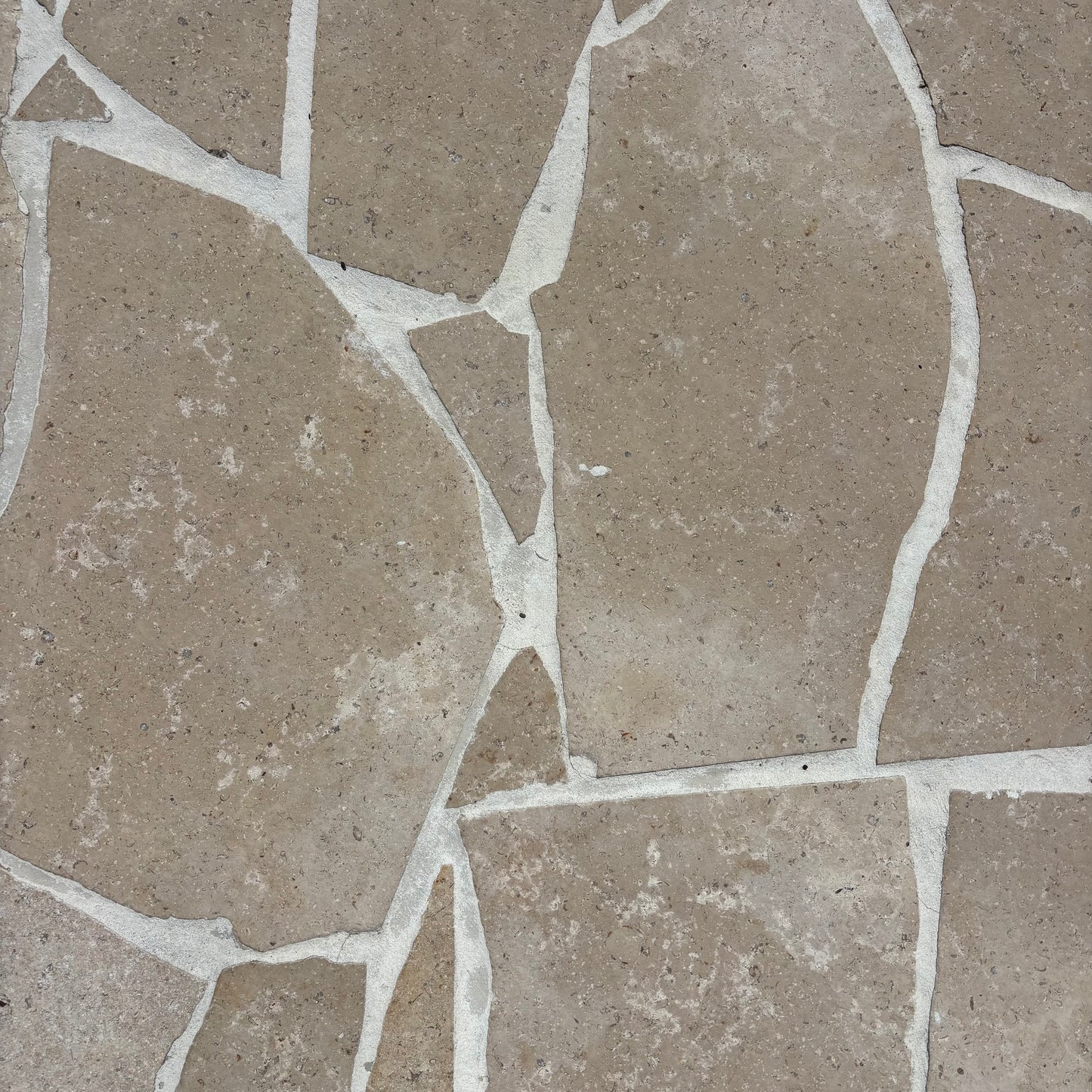 Tivoli Pearl Acid Washed & Tumbled Limestone Crazy Pave