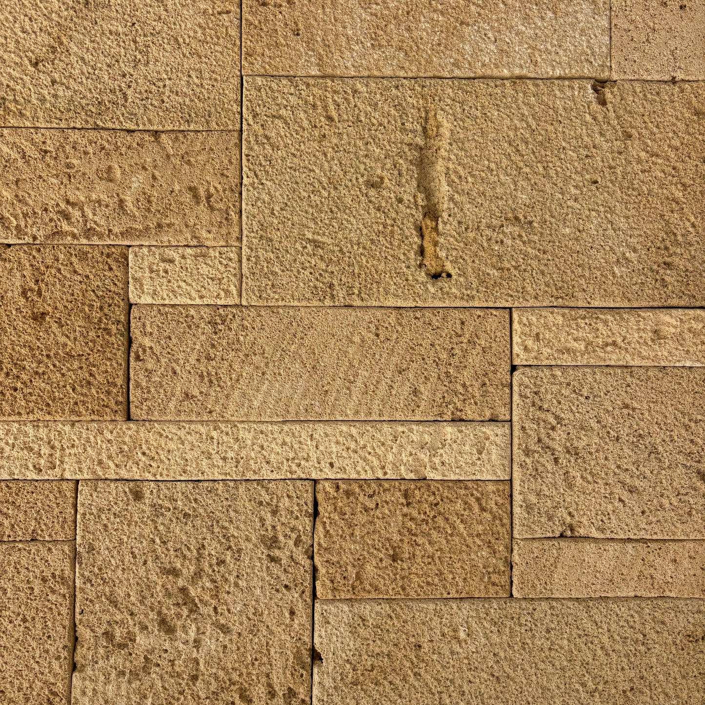 Cream & Biscuit Apollo Cottage Limestone Stone Wall Cladding