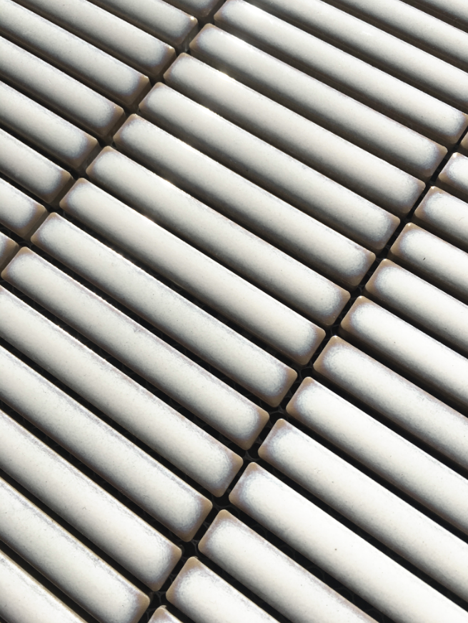 Antique White Gloss Finger Mosaic